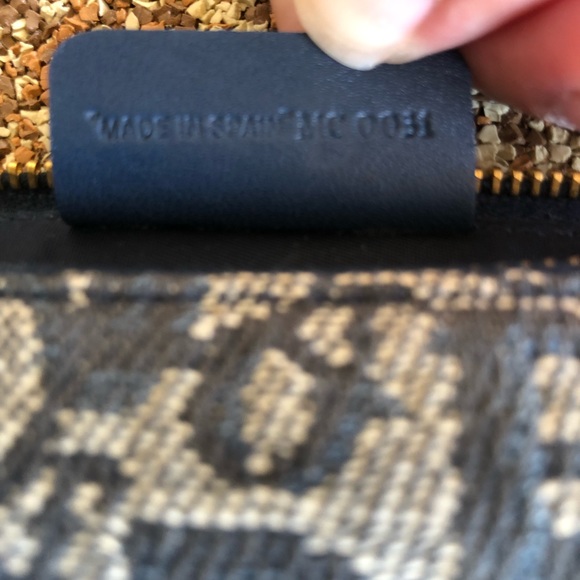 SOLD—Authentic Dior saddle bag—excellent condition - Picture 6 of 7